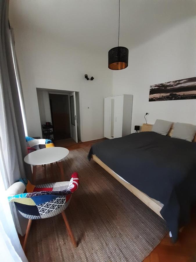Soukromy Pokoj V Srdci Prahy Apartman Prága Kültér fotó
