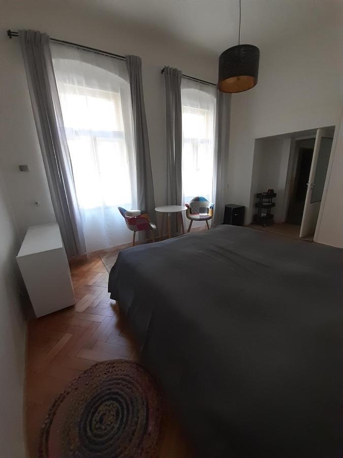 Soukromy Pokoj V Srdci Prahy Apartman Prága Kültér fotó